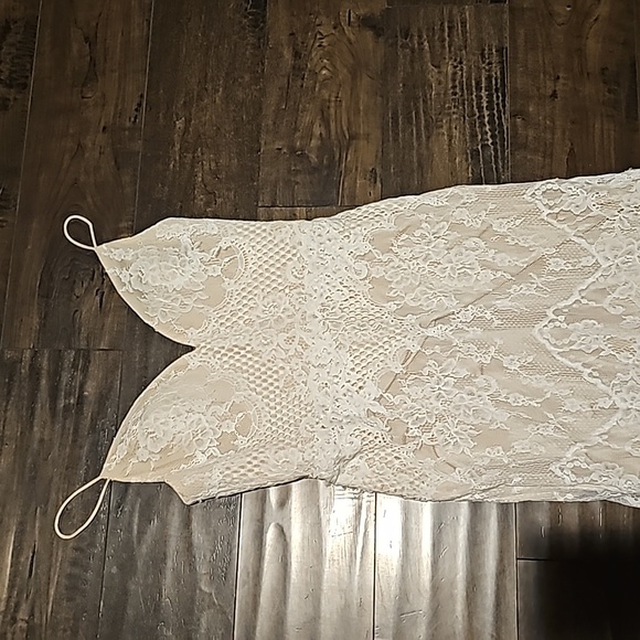 STUNNING CHRISTINA WU PRIVATE TAN/LACE  FITTED WEDDING DRESS 18143 - Picture 4 of 16